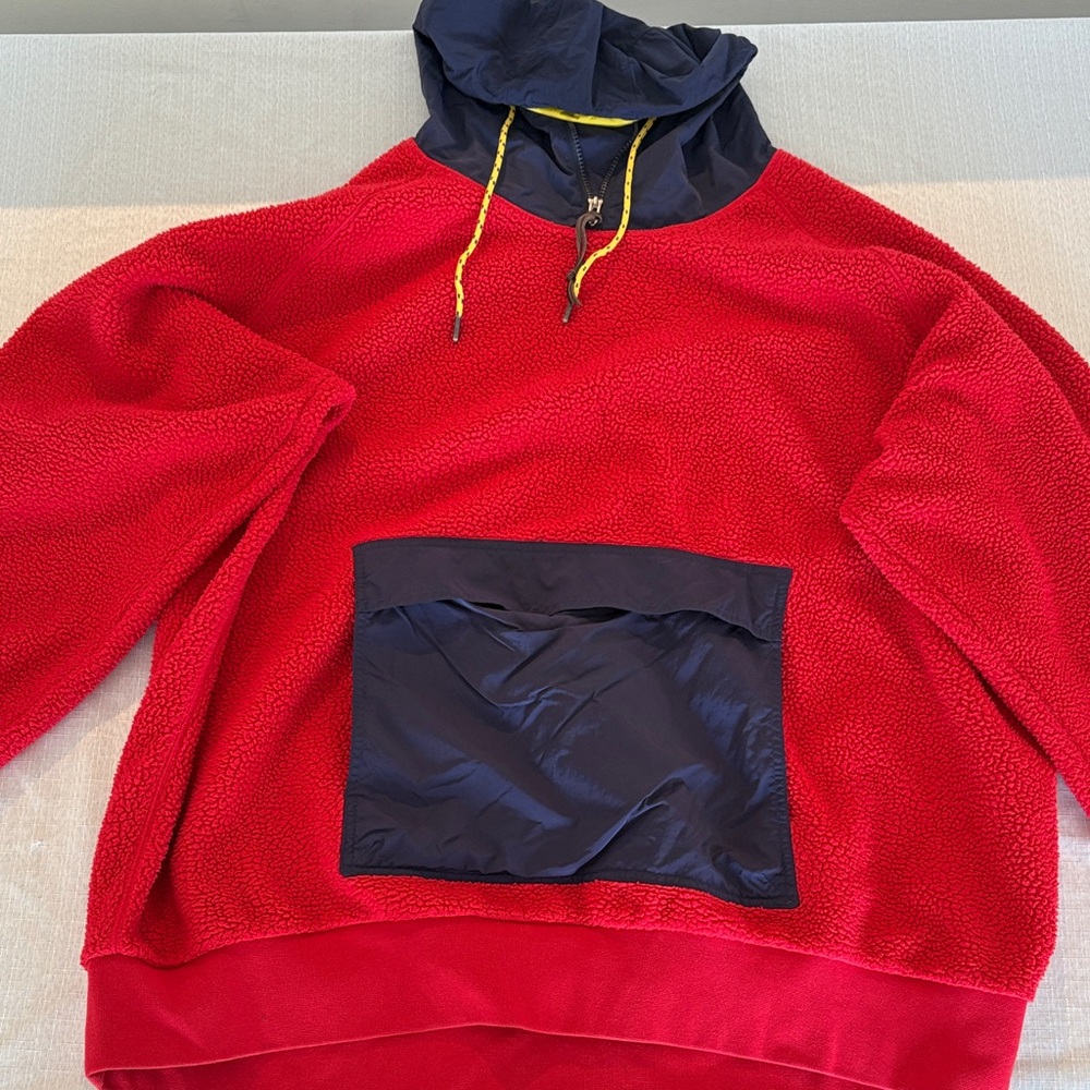 Polo Hi-tech Sherpa Hoodie with Navy Hood & Pocket